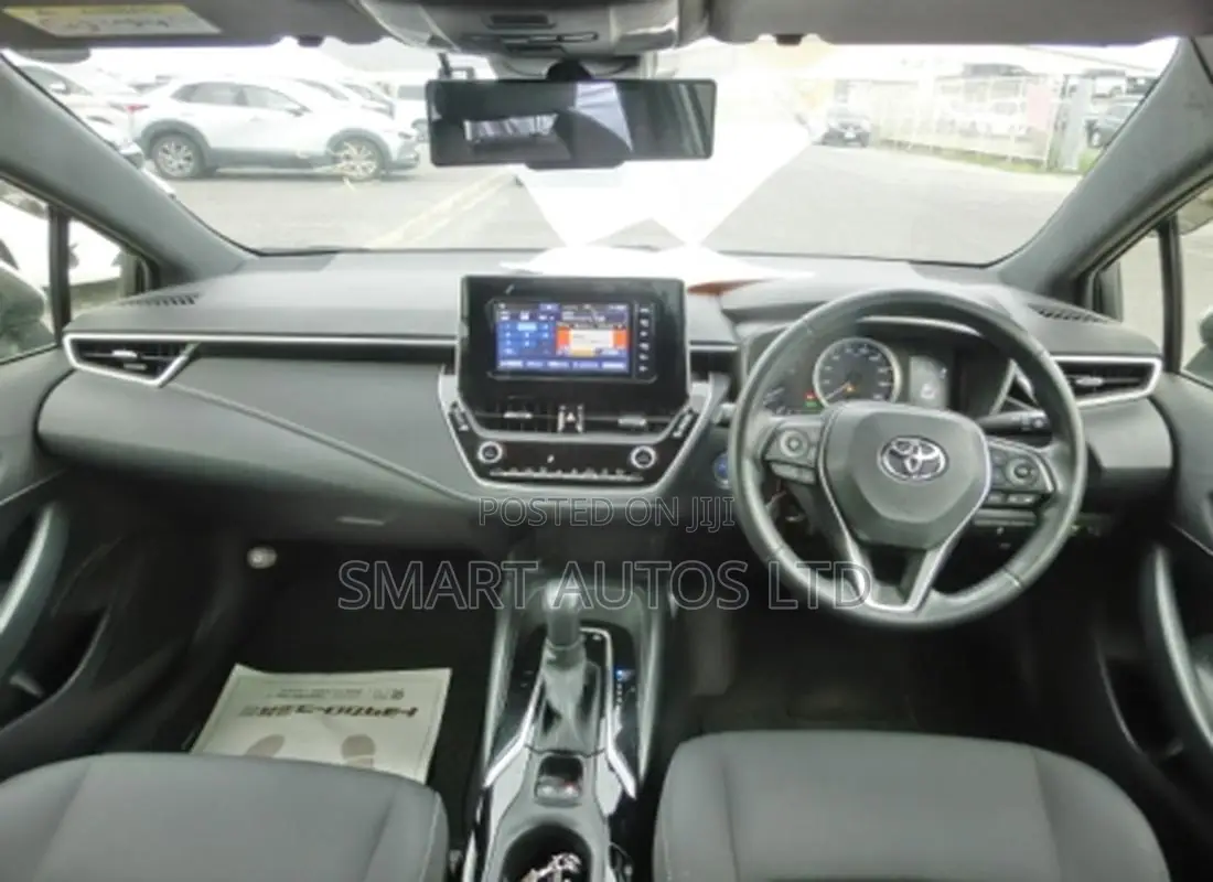 Toyota Corolla LE Eco (1.8L 4cyl 2A) 2018 Silver