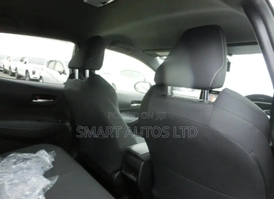 Toyota Corolla LE Eco (1.8L 4cyl 2A) 2018 Silver