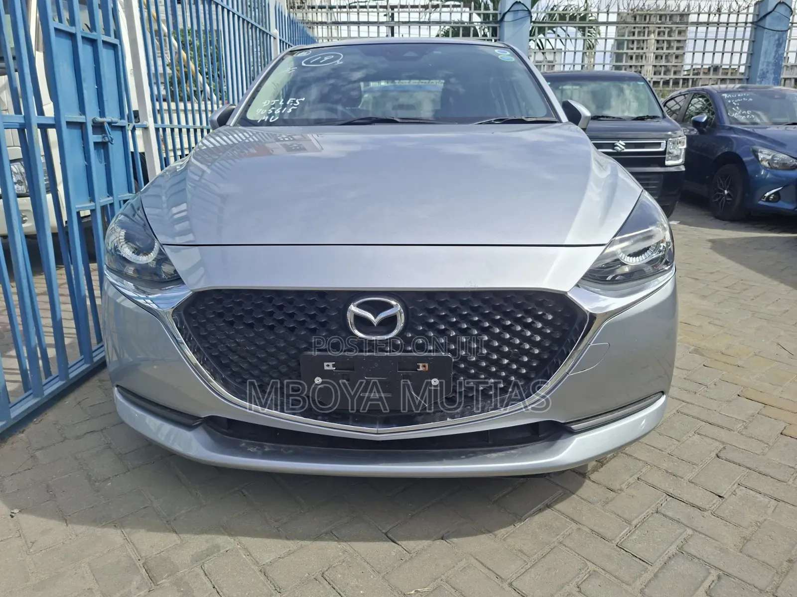 Mazda 2 2019 Silver