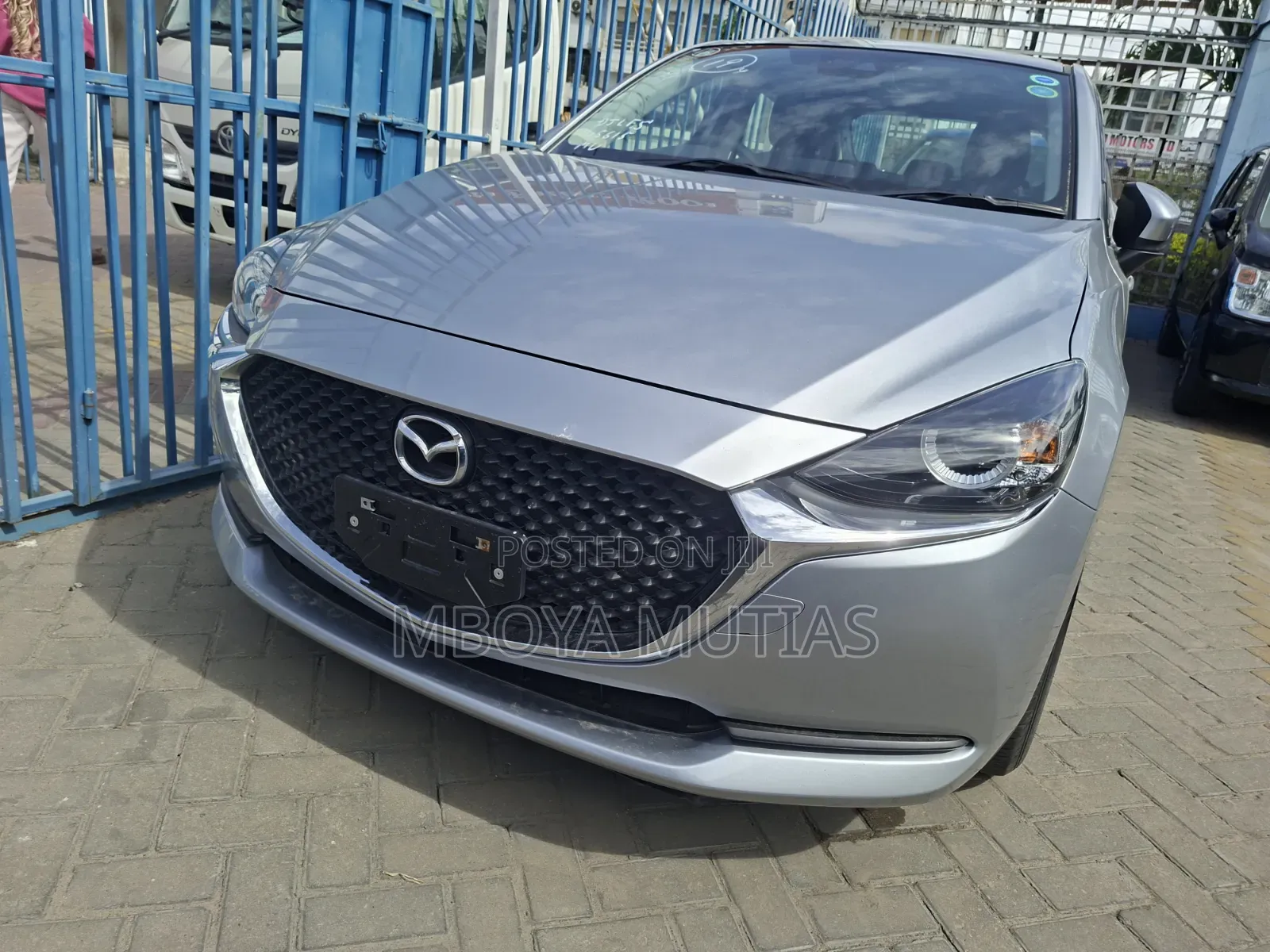 Mazda 2 2019 Silver