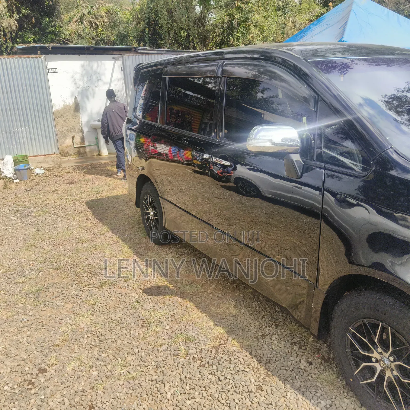 Toyota Voxy V 2WD 7-Seater 2010 Black