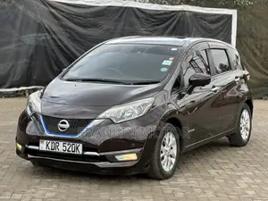 Nissan Note 1.2 Hybrid 2017 Brown