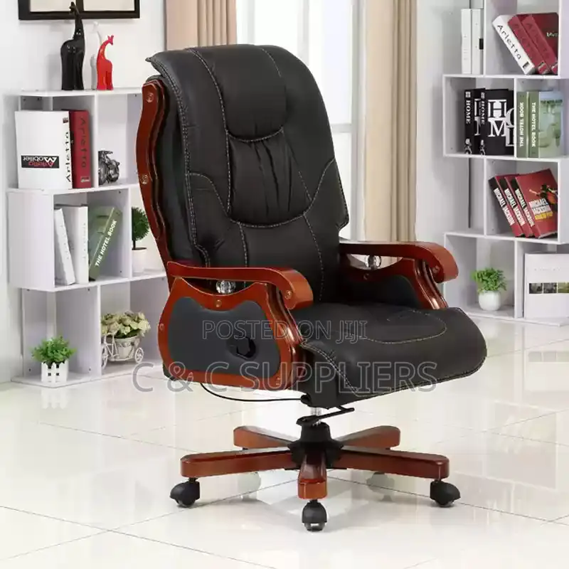 Manager Ergonomic Leather Chair.
