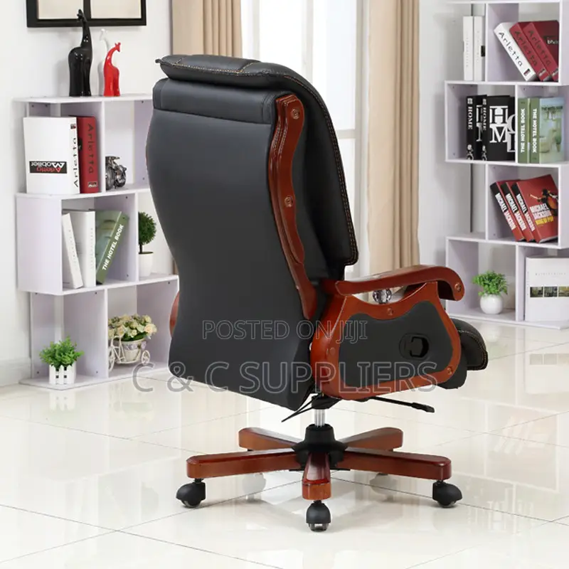 Manager Ergonomic Leather Chair.