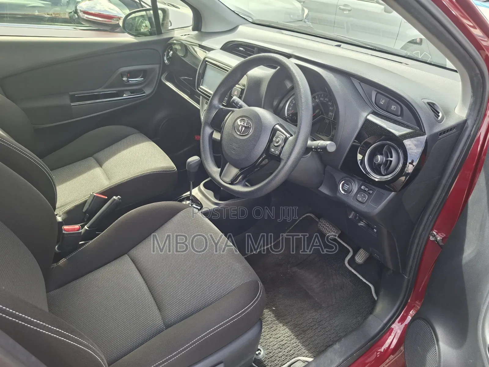 Toyota Vitz 1.3 FWD 5dr 2019 Maroon