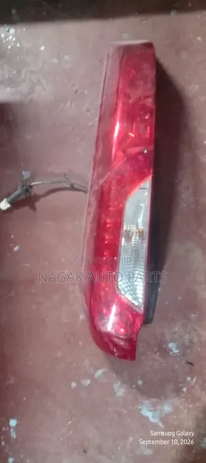 Nissan X-Trail Nt31 Tailight