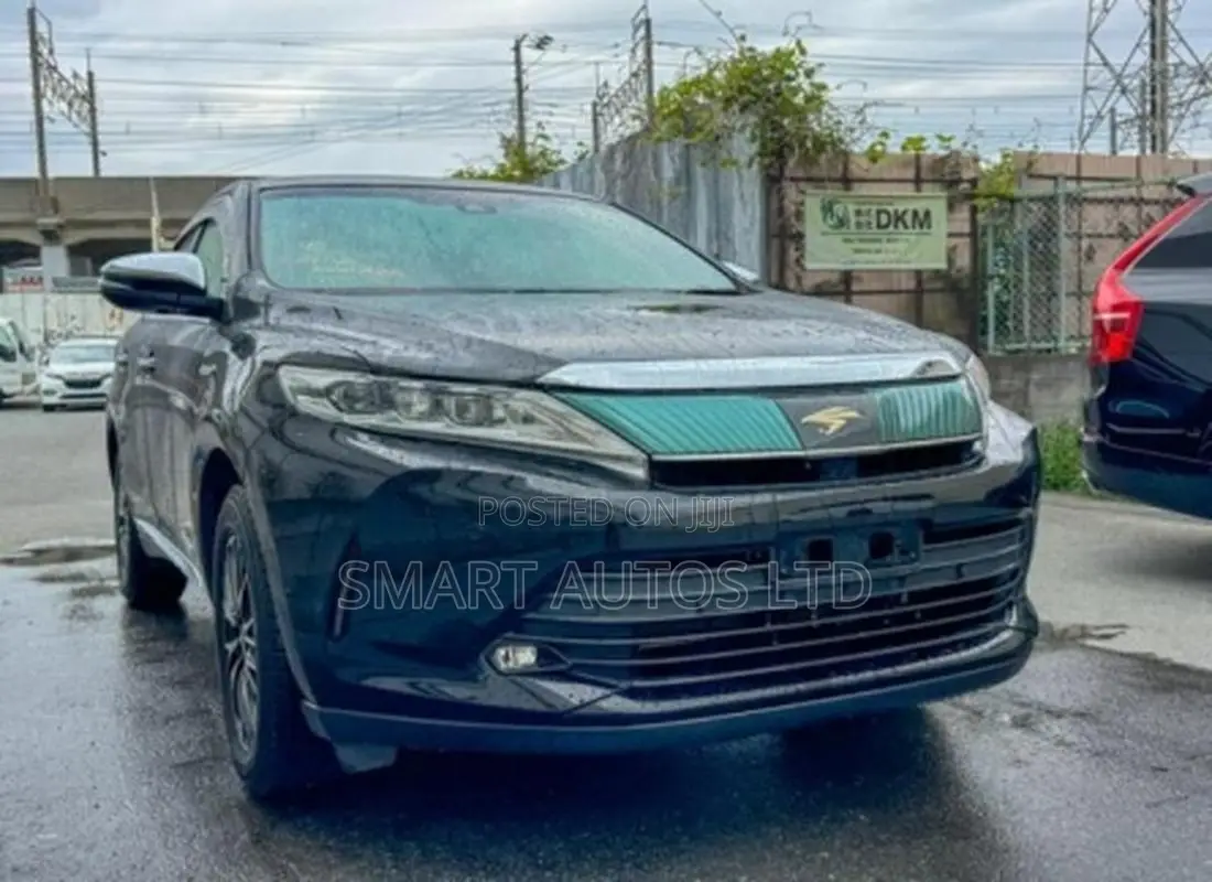 Toyota Harrier Hybrid Premium 2018 Black