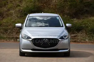 Mazda 2 2020 Silver