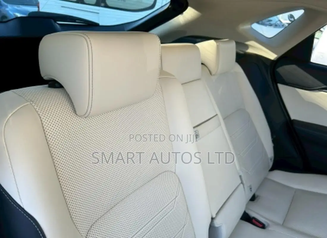 Lexus NX 300 FWD 2018 Pearl
