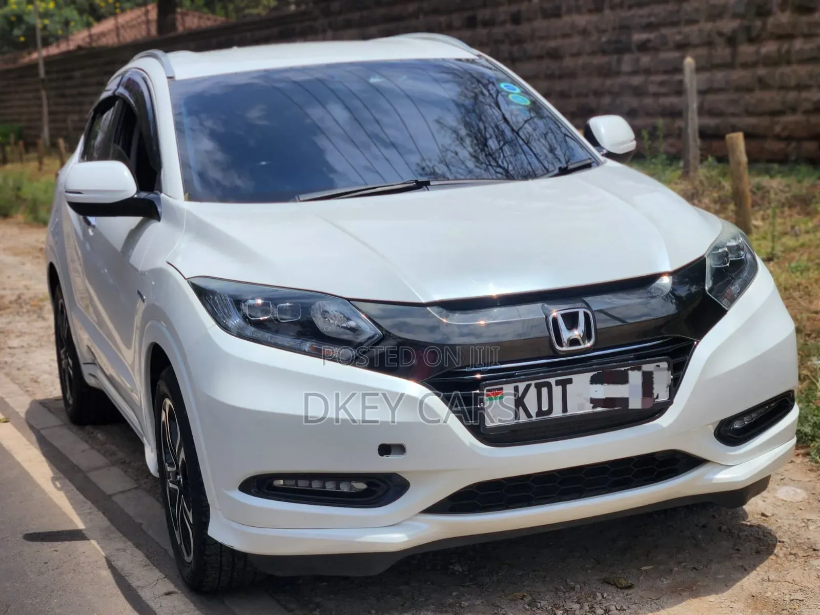 Honda Vezel 2018 White