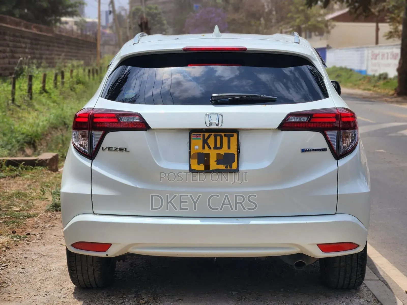 Honda Vezel 2018 White