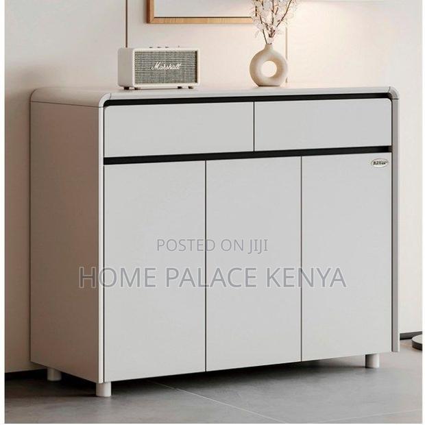 Console Tables; Modern Console Tables for Entryway Interiors - thumbnail 2