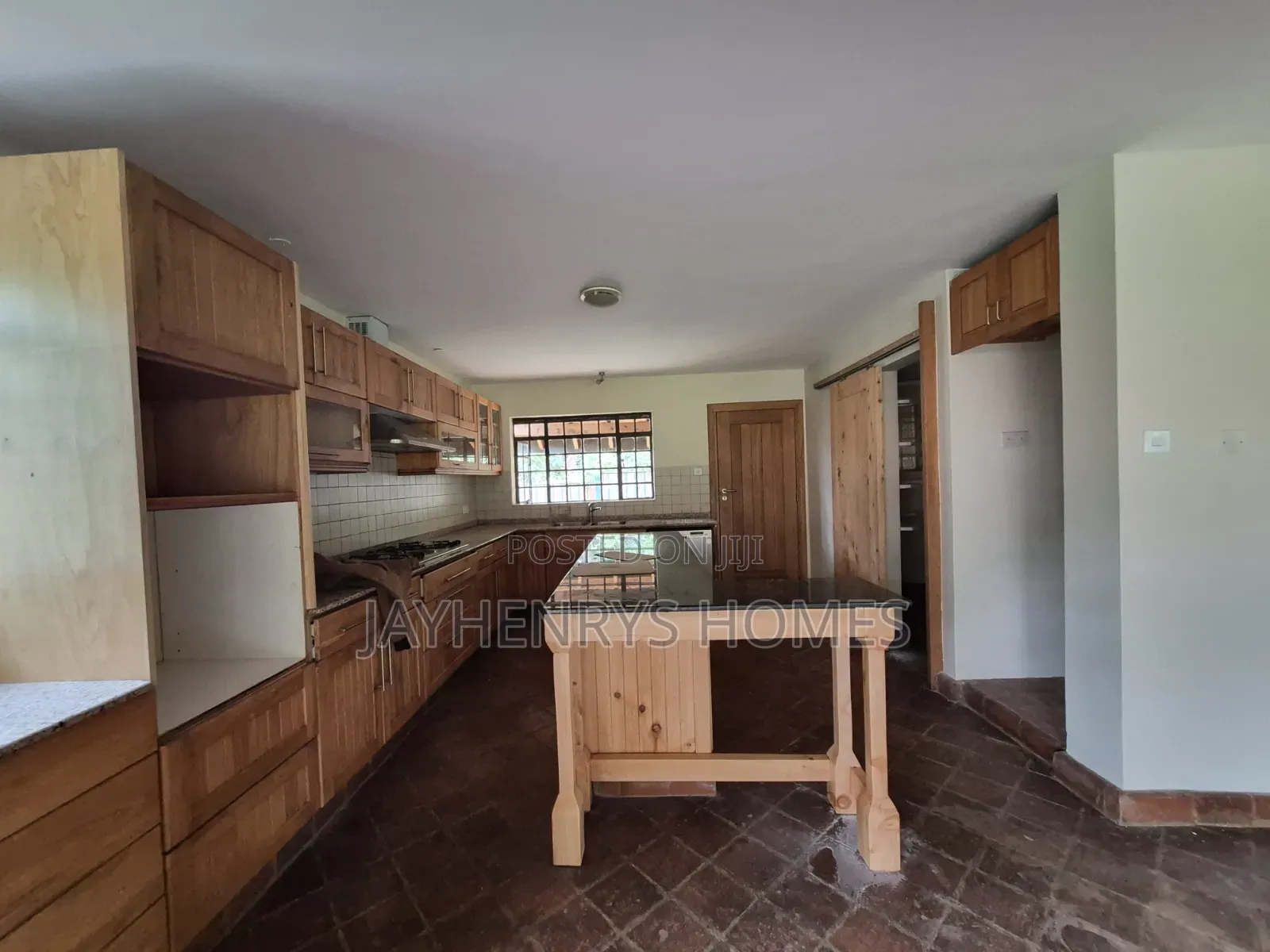 2bdrm House in Runda for rent