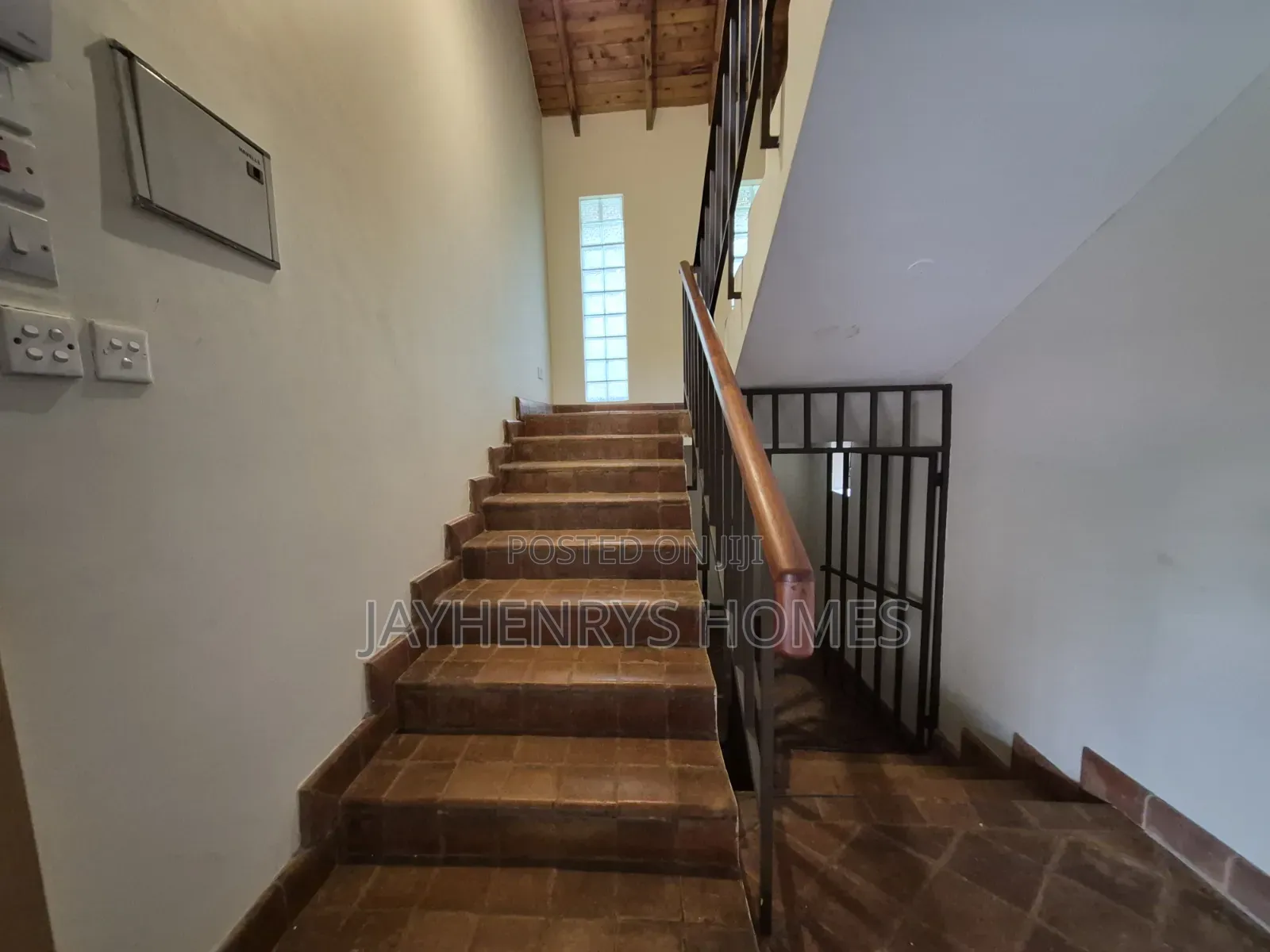 2bdrm House in Runda for rent