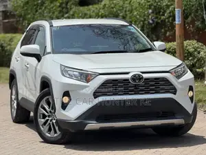 Toyota RAV4 2020 Pearl