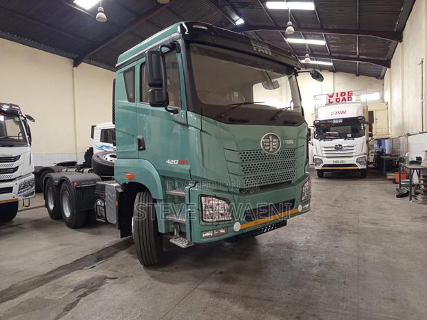 FAW CA4250 420HP Prime Mover (6x4)