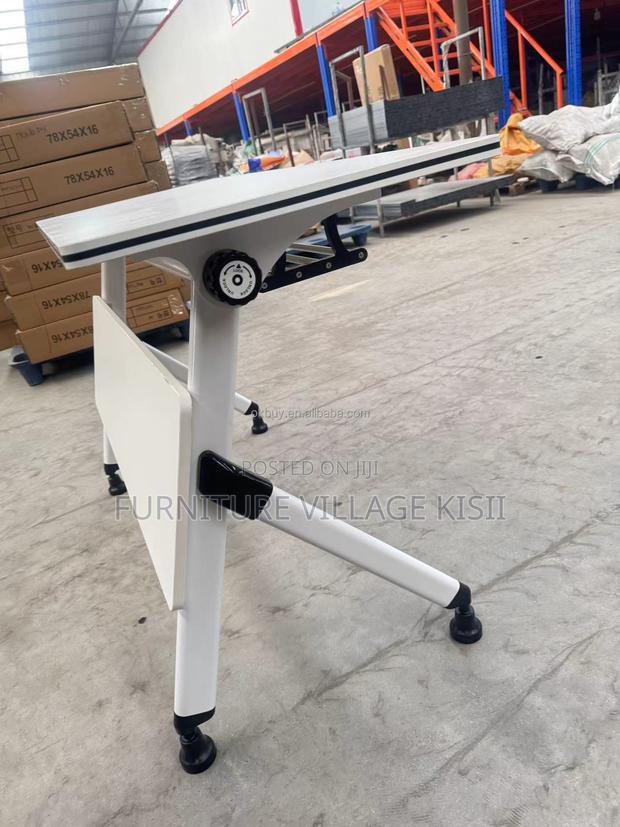 Office Table; 140cm Movable Foldable Training Table - thumbnail 7