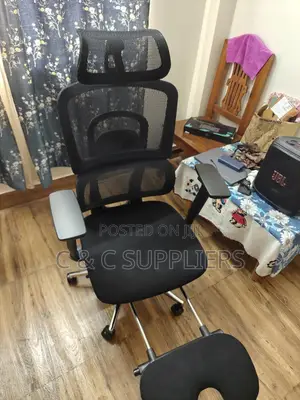 Orthopedic High Back Seat With Footrest