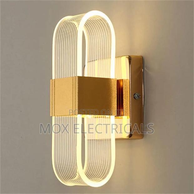 Acrylic Wall Lamp Black/Gold - thumbnail 2