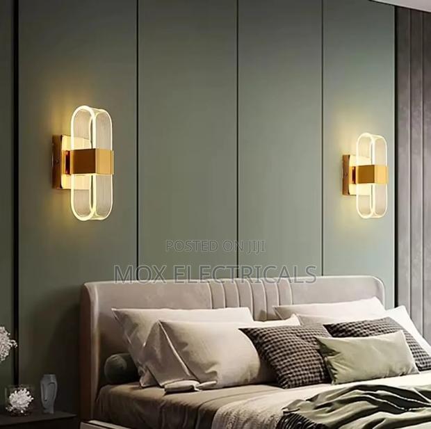 Acrylic Wall Lamp Black/Gold - thumbnail 3
