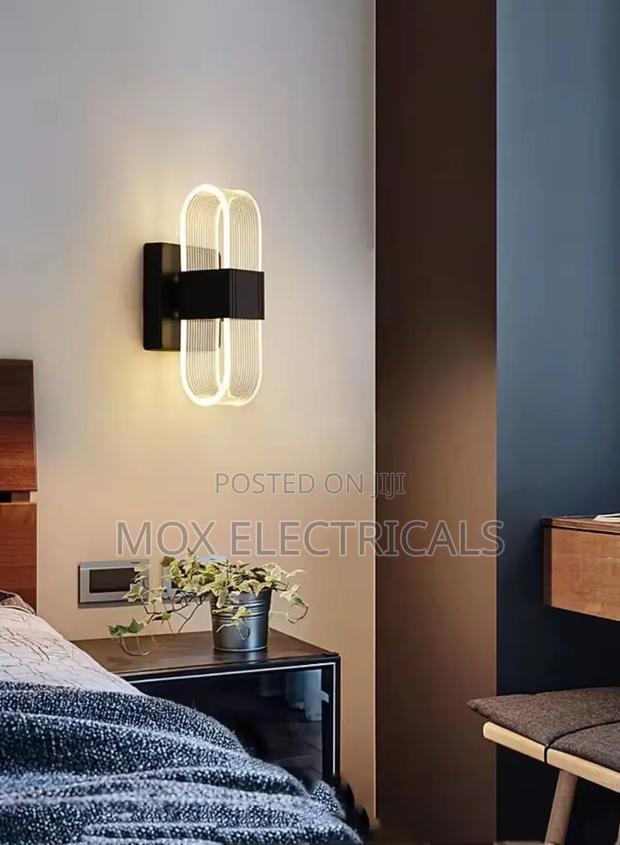 Acrylic Wall Lamp Black/Gold - thumbnail 4
