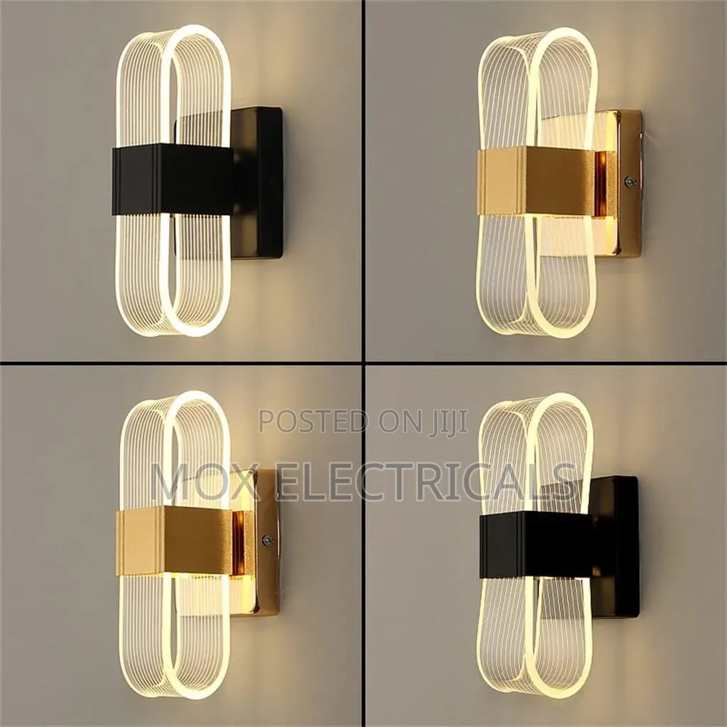 Acrylic Wall Lamp Black/Gold