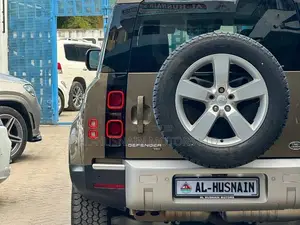Land Rover Defender 2021 Brown