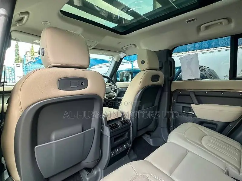 Land Rover Defender 2021 Brown