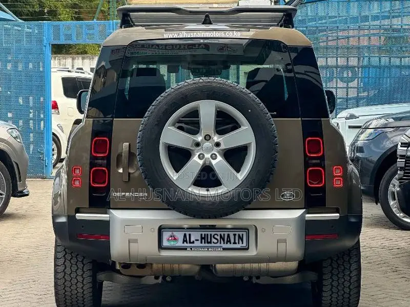 Land Rover Defender 2021 Brown