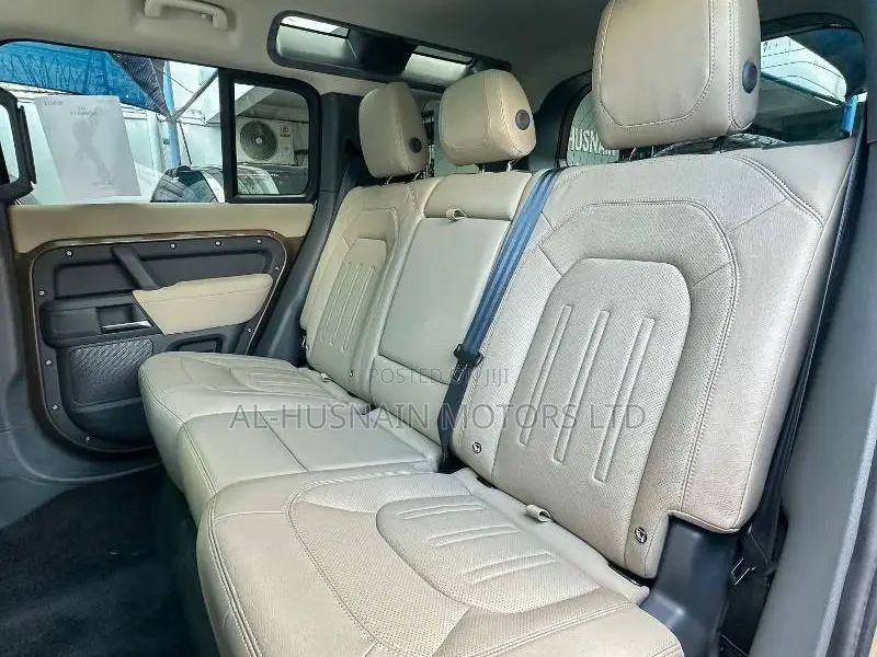 Land Rover Defender 2021 Brown