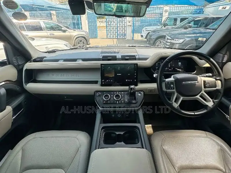 Land Rover Defender 2021 Brown