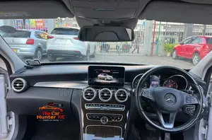 Mercedes-Benz C200 2016 Silver