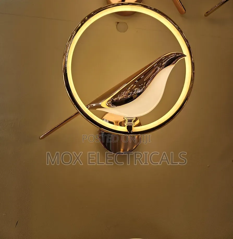 LED Bird Ring Wall Light