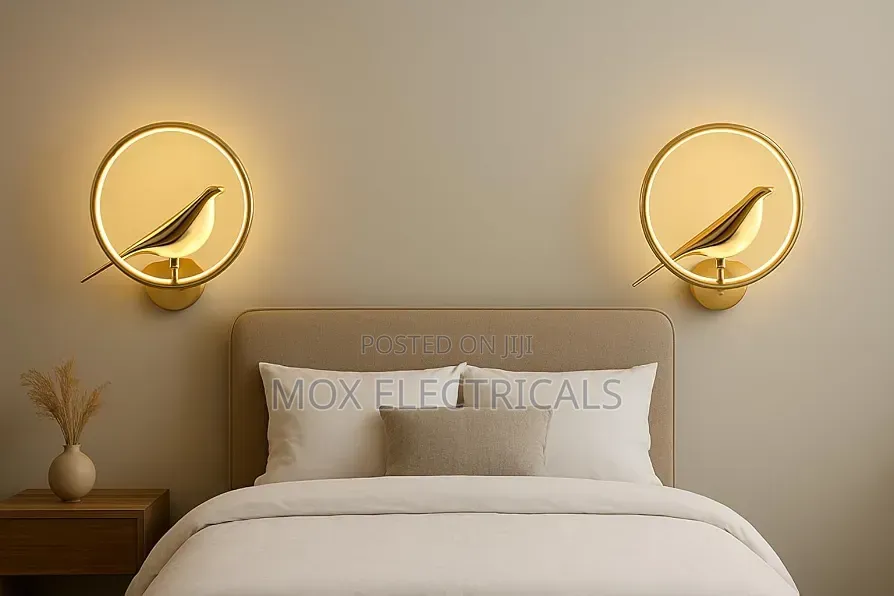 LED Bird Ring Wall Light