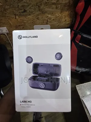 Hollyland Lark M3 Combo (2tx 2rx) – Brand New