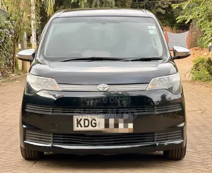 Toyota Spade 2014 Black
