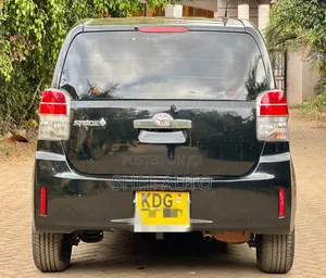 Toyota Spade 2014 Black