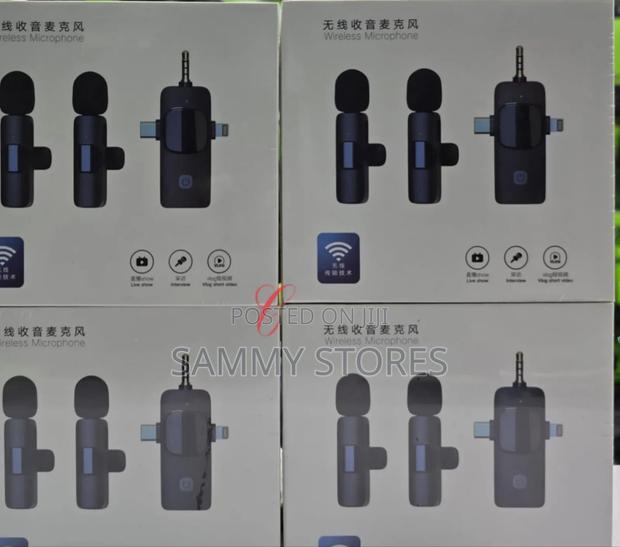 Dual Noise-Cancelling Wireless Mic