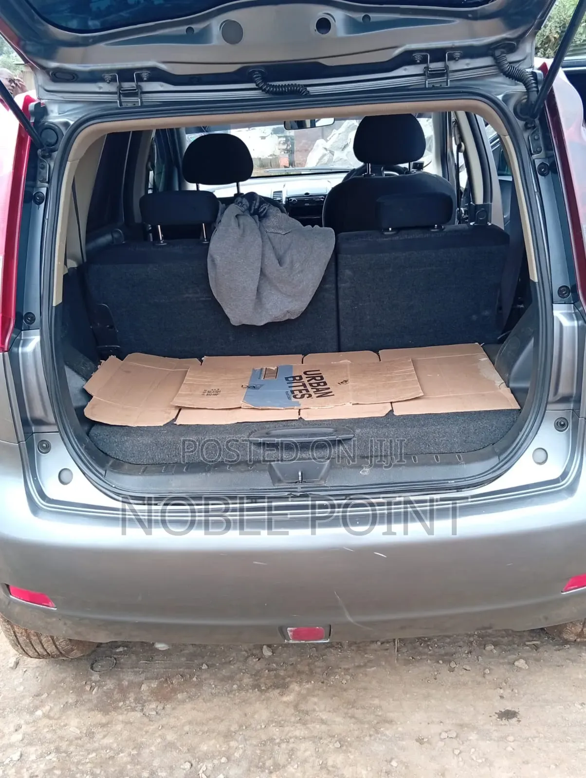 Nissan Note 2012 Silver