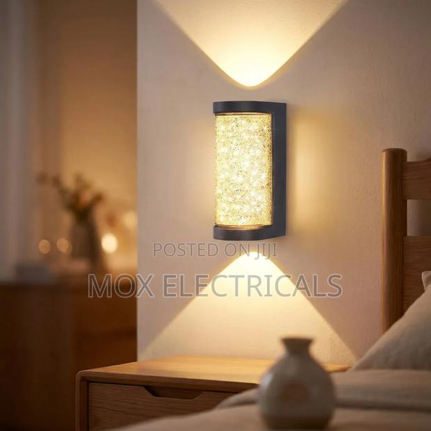 Modern Crystal Effect LED Wall Light for Bedroom and Living Room