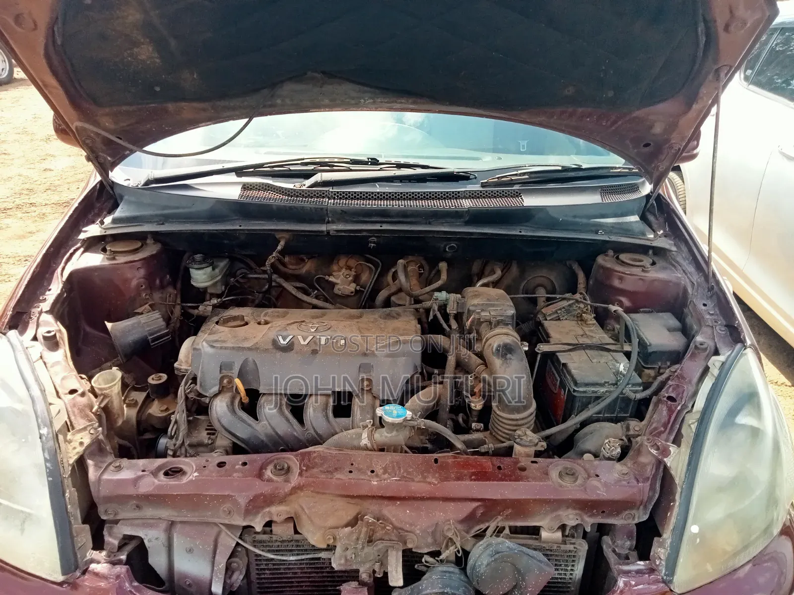 Toyota Vitz 2001 Maroon