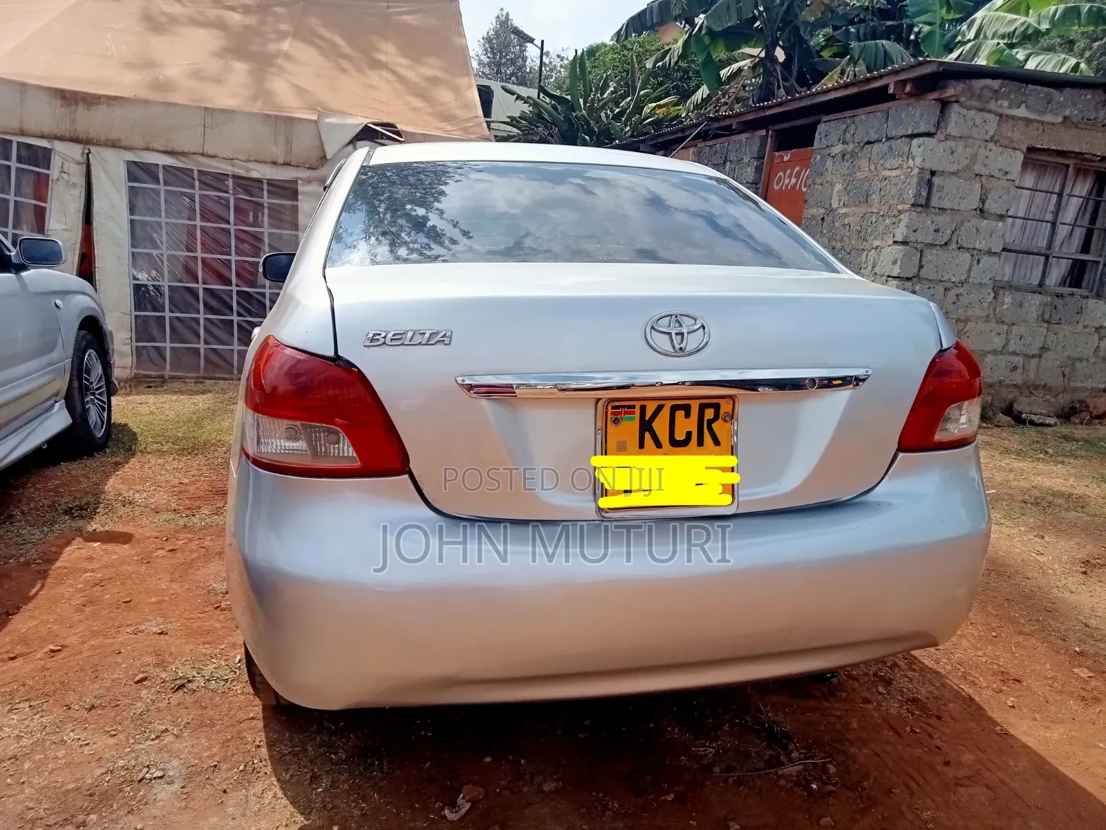 Toyota Belta 2010 Silver