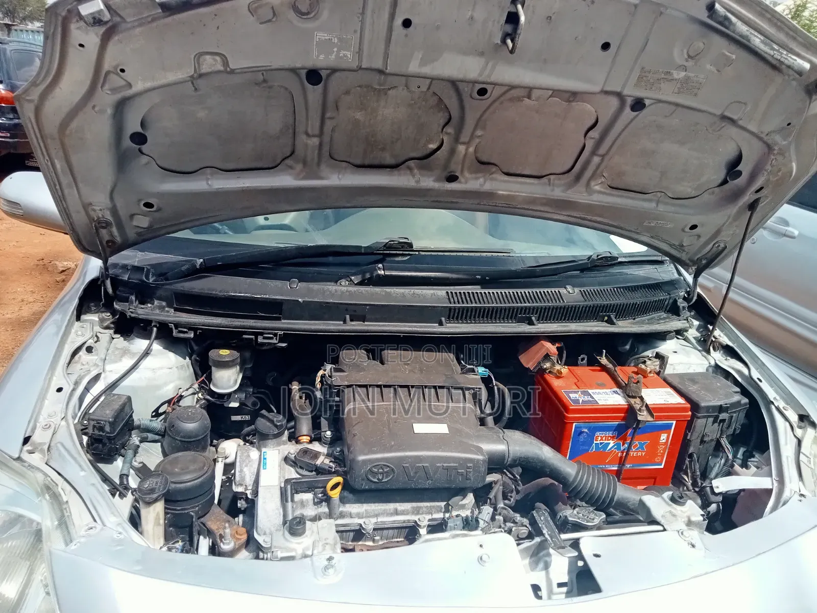 Toyota Belta 2010 Silver