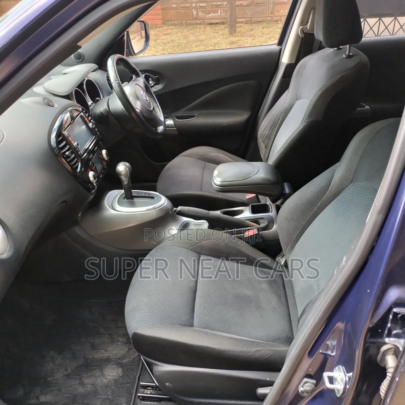 Nissan Juke S 4dr Hatchback (1.6L 4cyl Turbo CVT) 2015 Purple