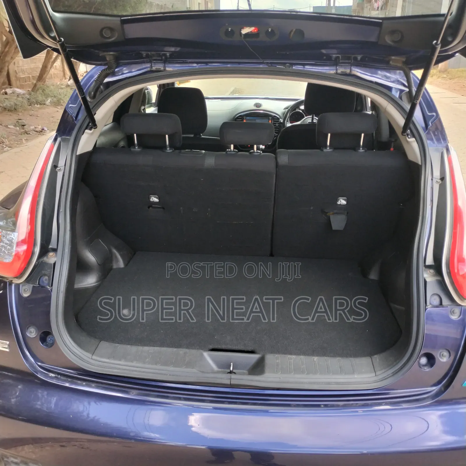 Nissan Juke S 4dr Hatchback (1.6L 4cyl Turbo CVT) 2015 Purple