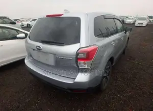 Subaru Forester 2.0XT Touring AWD 2018 Silver