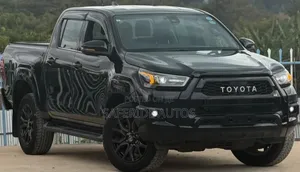 Toyota Hilux 2021 Black