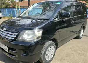 Toyota Noah 2.0 FWD (8 Seater) 2004 Black