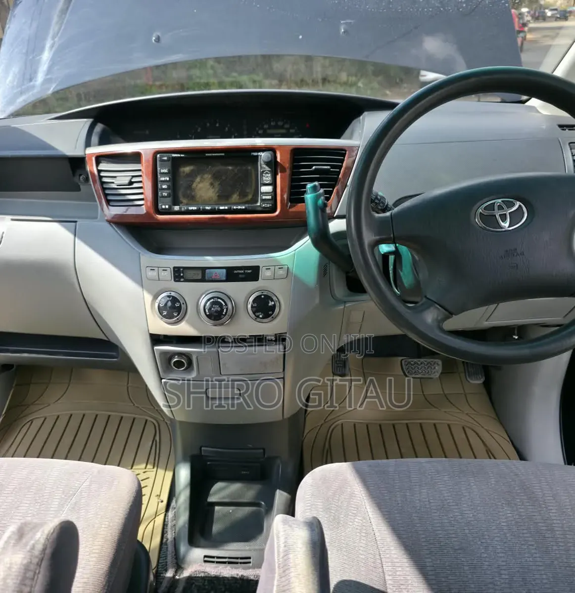 Toyota Noah 2.0 FWD (8 Seater) 2004 Black