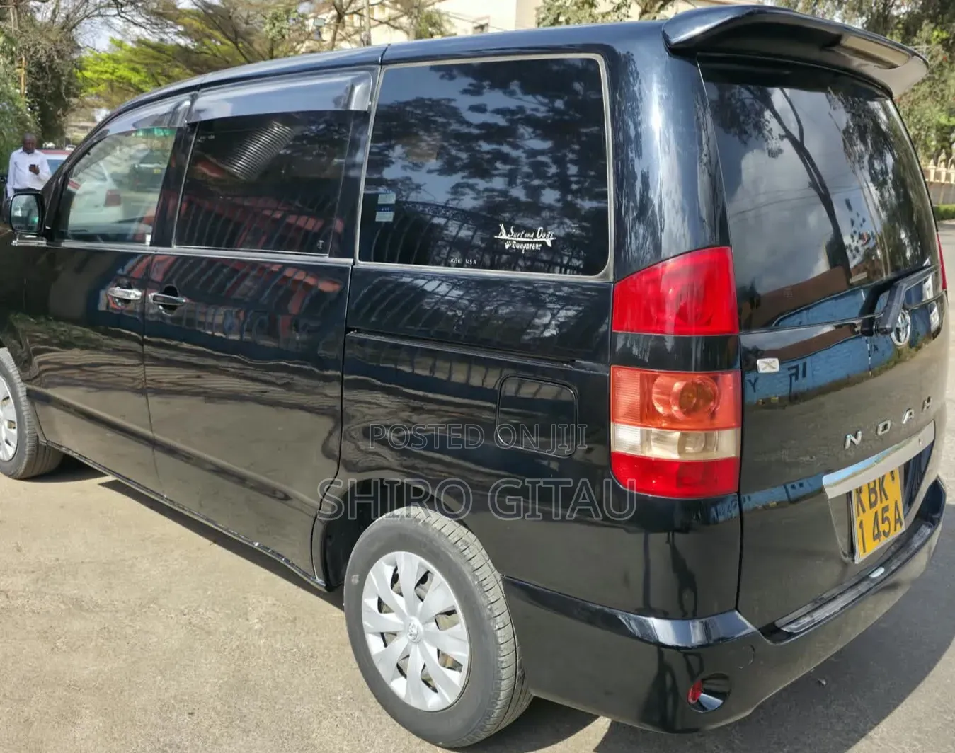Toyota Noah 2.0 FWD (8 Seater) 2004 Black